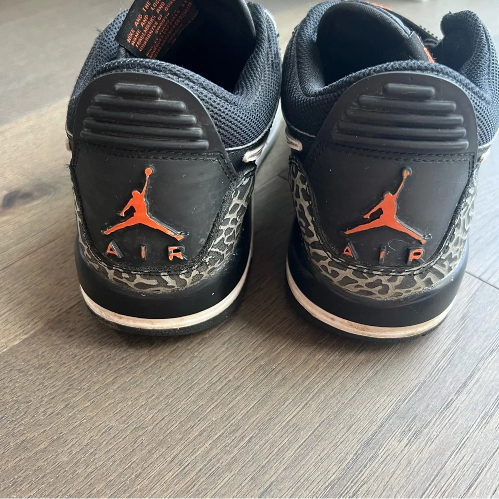 Air Jordan Legacy 312 Low Big Kids' Shoes (CD9054-018 Black/Orange Size 6.5 Y